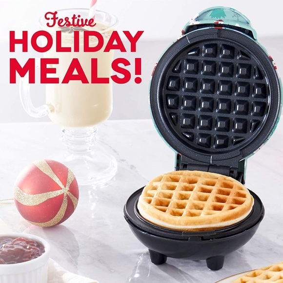Dash Snowman Mini Waffle Maker, Blue - Picture 4 of 7